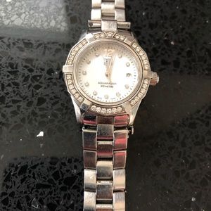 Women’s tag watch